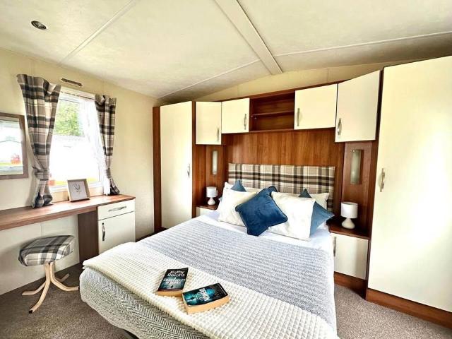 2 bedroom static caravan to rent