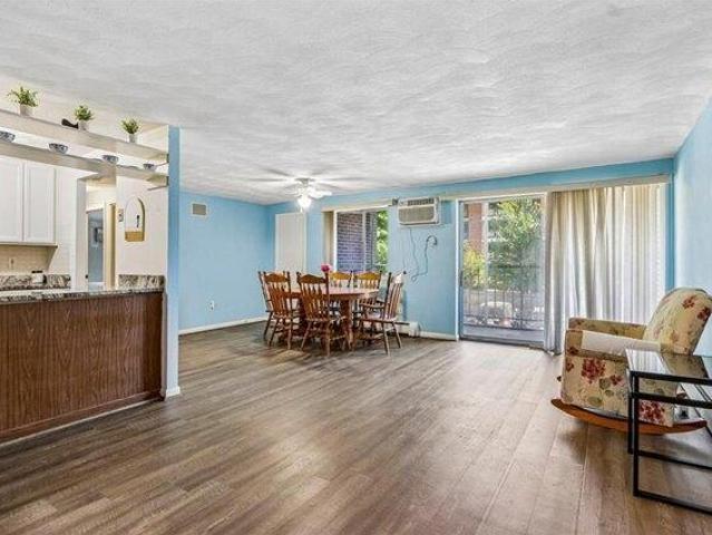 2 bedroom, Stoneham MA 02180 104441640