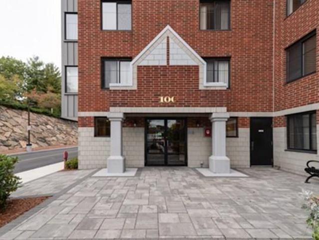 2 bedroom, Stoneham MA 02180 104604692