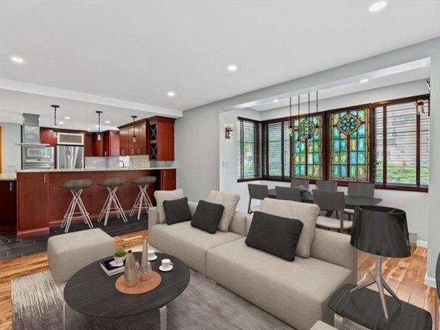 2 bedroom, Stoneham MA 02180 105402286