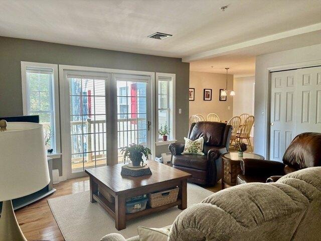2 bedroom, Stow MA 01775 105474670
