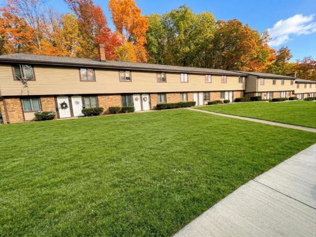 2 bedroom, Stow OH 44224 105132423