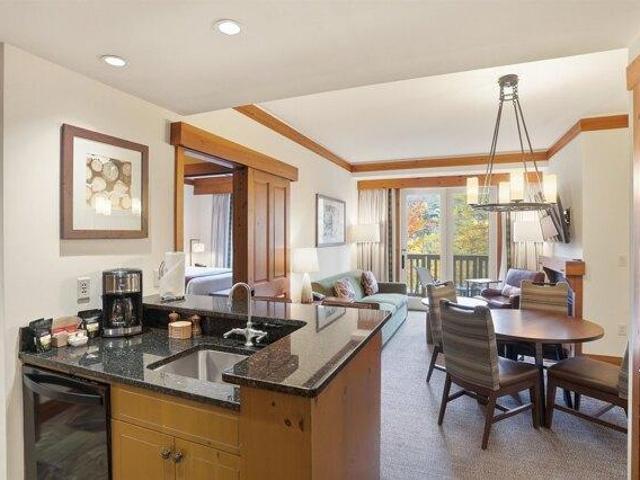 2 bedroom, Stowe VT 05672 104514482