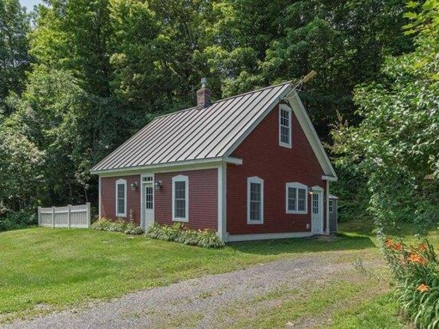2 bedroom, Stowe VT 05672 104650727