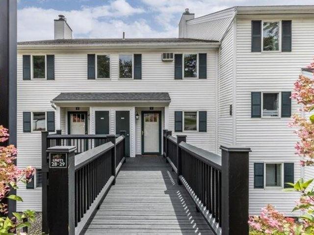 2 bedroom, Stowe VT 05672 106054703
