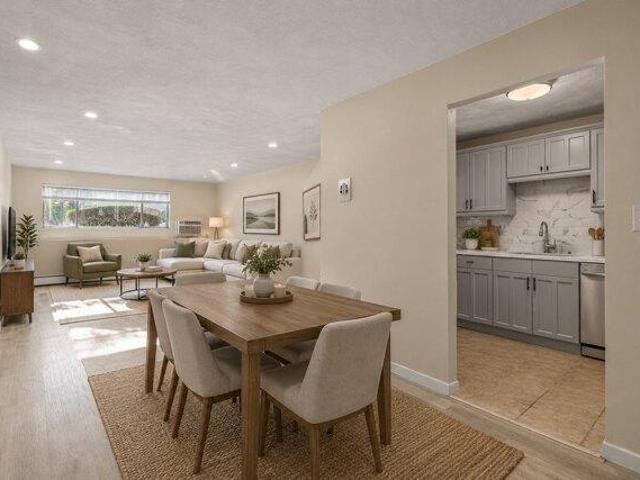 2 bedroom, Stoughton MA 02072 105401171
