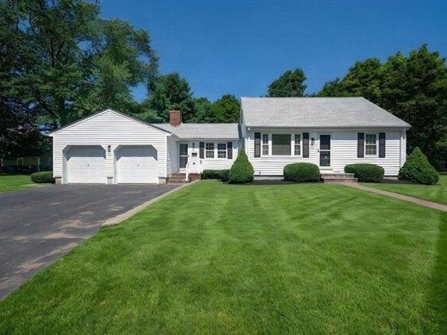 2 bedroom, Stoughton MA 02072 105415018