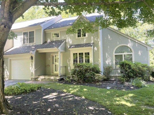 2 bedroom, Stratham NH 03885 104352509