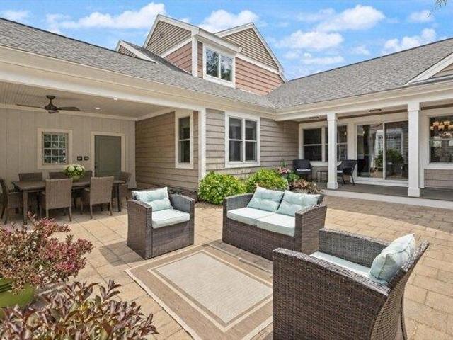 2 bedroom, Sudbury MA 01776 104715896