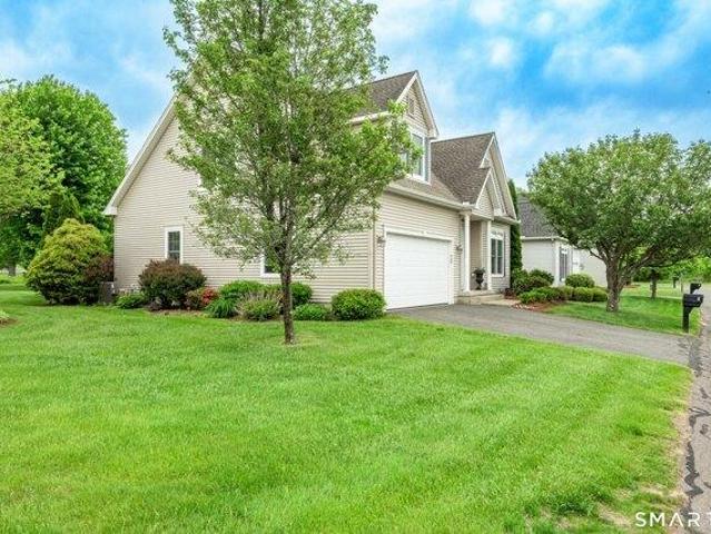 2 bedroom, Suffield CT 06078 105140959