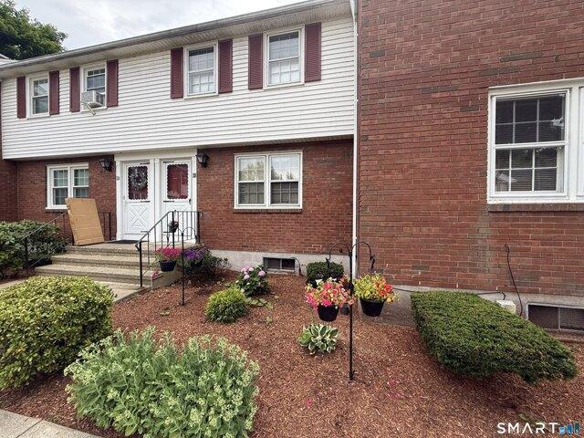 2 bedroom, Suffield CT 06078 105276592
