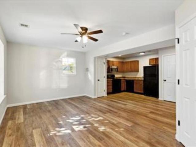 2 bedroom, Pottstown PA 19464 LS105540124