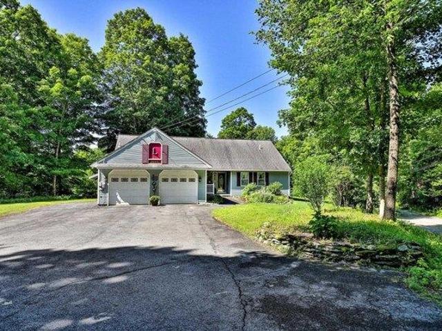 2 bedroom, Poultney VT 05764 105553014