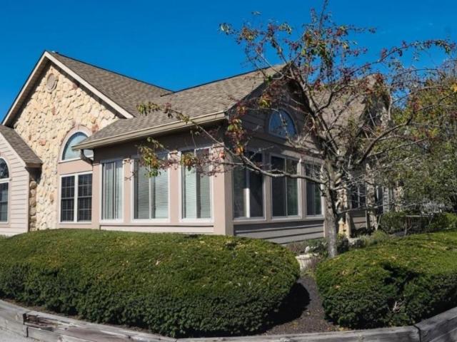 2 bedroom, Powell OH 43065 106062408