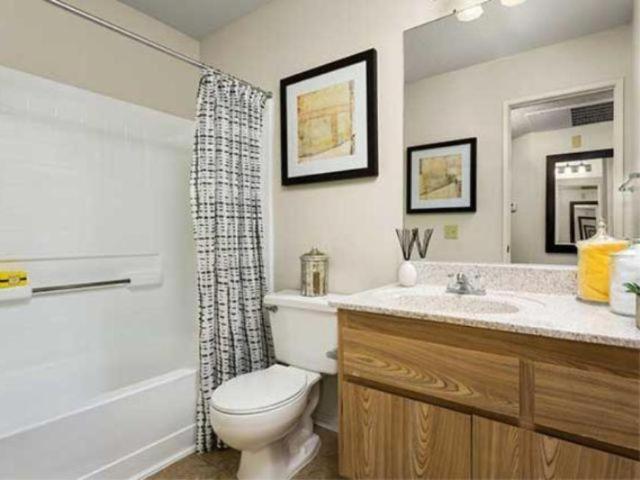 2 bedroom, Pomona CA 91766 104854192