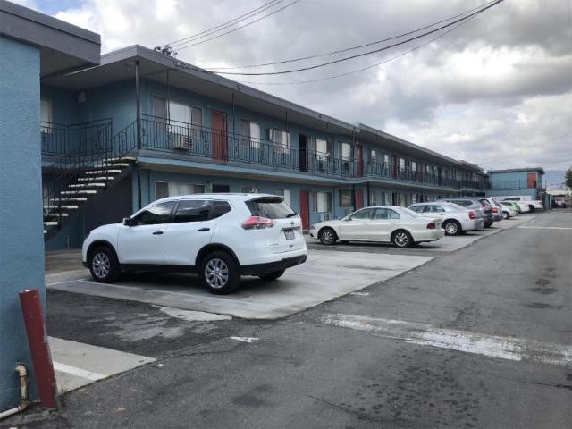 2 bedroom, Pomona CA 91766 106131165