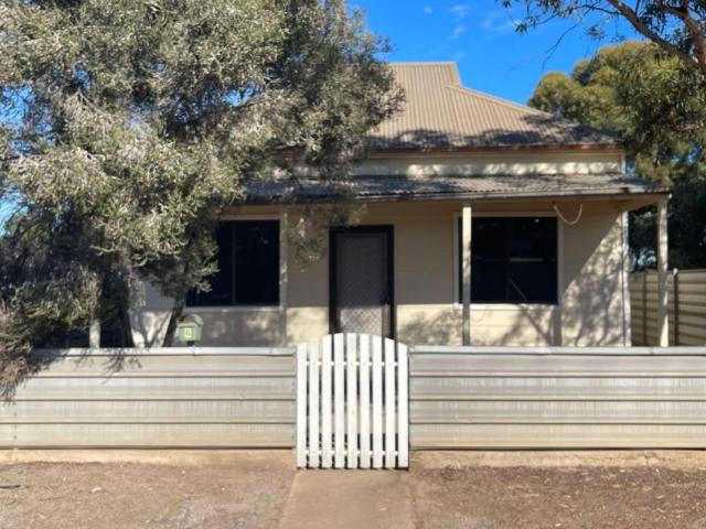 2 Bedroom House Port Pirie, 102668018