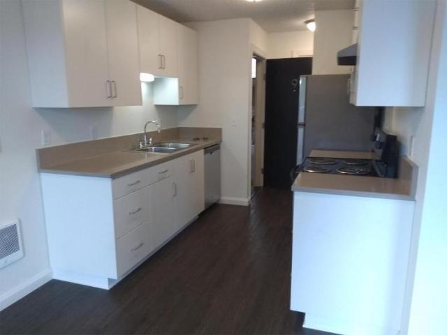 2 bedroom, Portland OR 97201 102227663