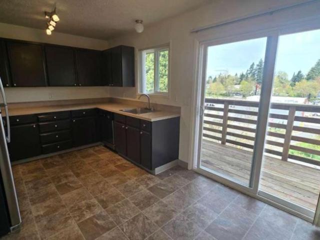 2 bedroom, Portland OR 97202 105846259