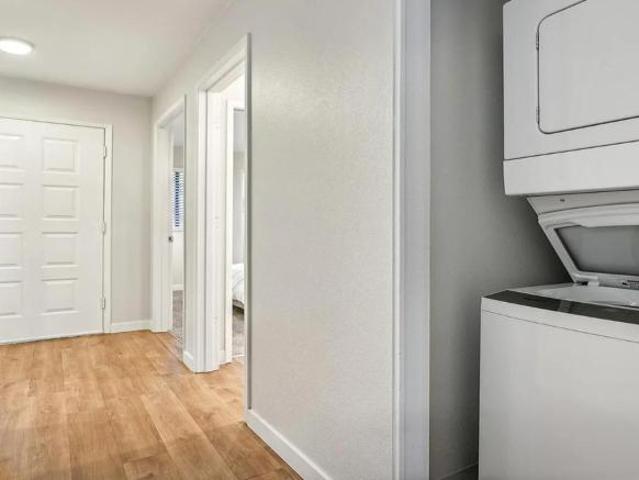 2 bedroom, Portland OR 97229 105343676