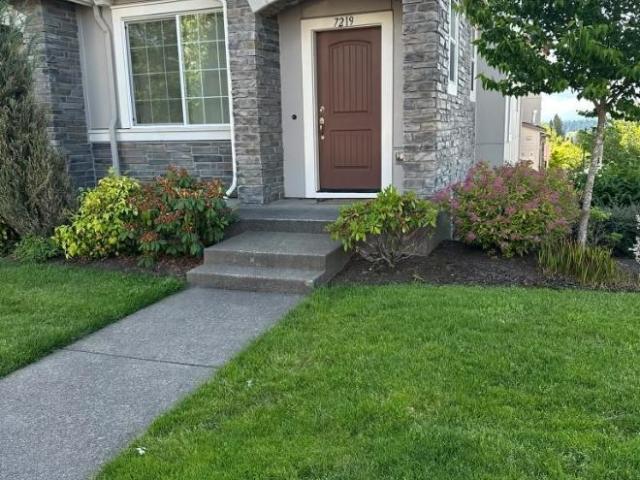 2 bedroom, Portland OR 97229 106133381