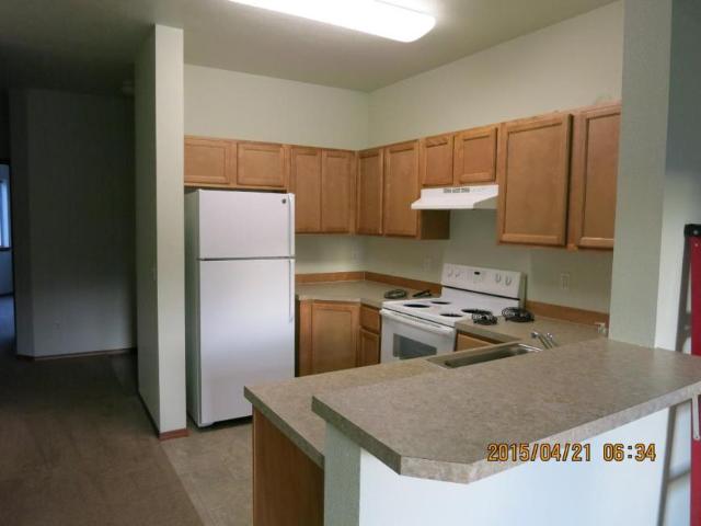 2 bedroom, Portland OR 97236 106025702