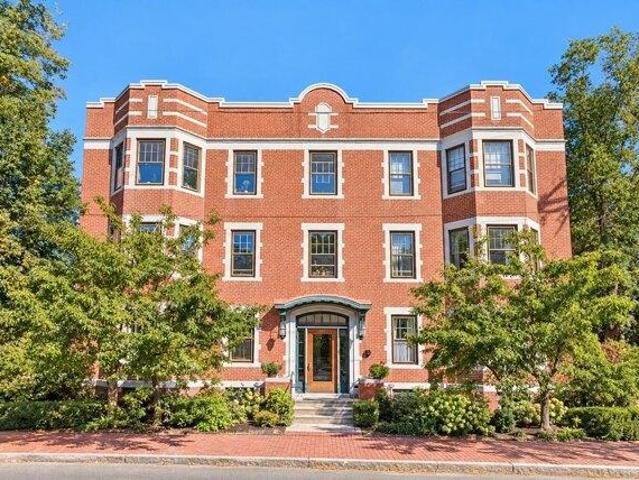 2 bedroom, Portland ME 04102 105723304