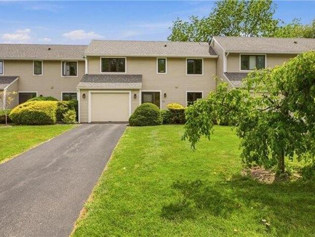 2 bedroom, Portsmouth RI 02871 105383064