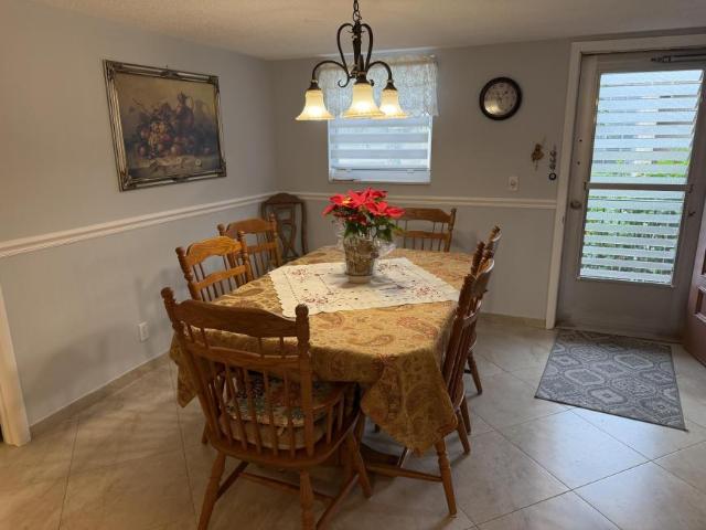2 bedroom, Palm Springs FL 33461 LS98418401