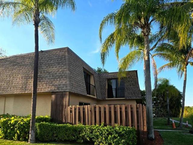 2 bedroom, Palm Springs FL 33461 105923024