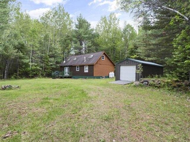 2 bedroom, Palmyra ME 04965 105890139