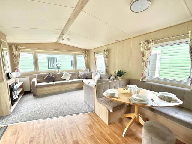 2 bedroom park home to rent