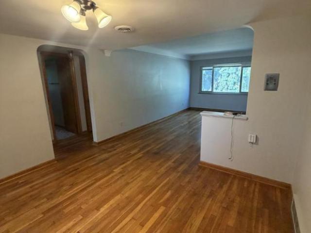 2 bedroom, Parma OH 44129 105899818