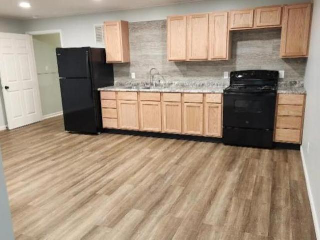 2 bedroom, Petersburg IN 47567 106025423