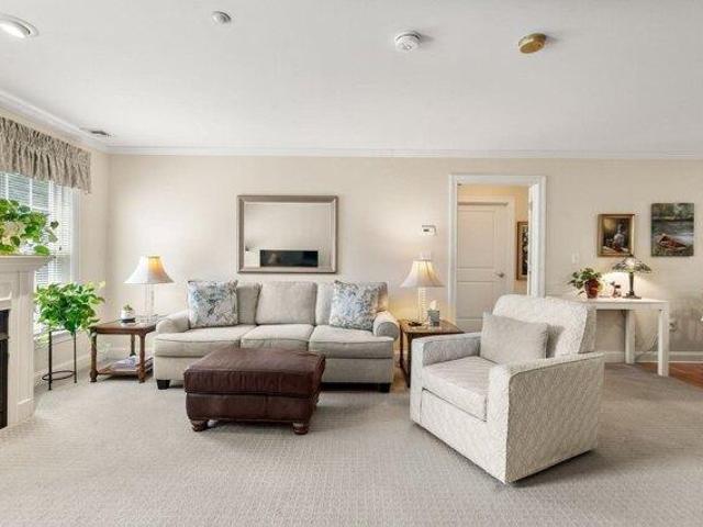 2 bedroom, Peabody MA 01960 105516658