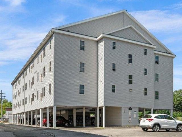 2 bedroom, Peabody MA 01960 105561273