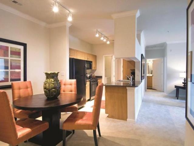 2 bedroom, Peabody MA 01960 LS97858876