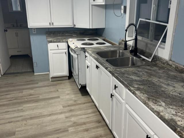 2 bedroom, Pensacola FL 32505 106217716