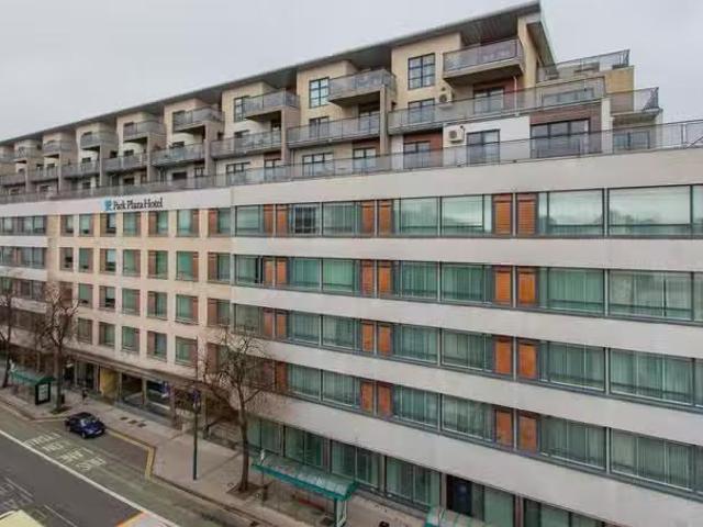 2 bedroom penthouse for rent in Greyfriars Road, City Centre.