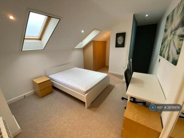 2 bedroom penthouse for rent in Pilcher Gate, Nottingham, NG1