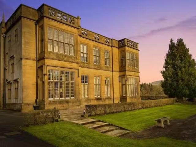 2 bedroom penthouse for rent in The Library, Eshton Hall, Garg.