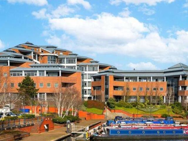 2 Bedroom Penthouse For Sale In Brierley Hill, West Midlands