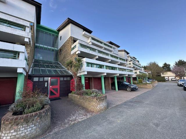2 bedroom penthouse for sale