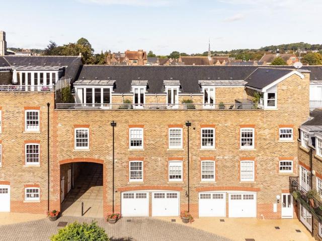 2 bedroom penthouse for sale