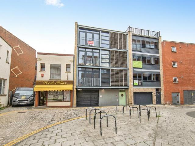 2 bedroom penthouse for sale
