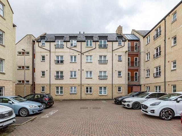 2 bedroom penthouse for sale