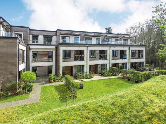 2 bedroom penthouse for sale