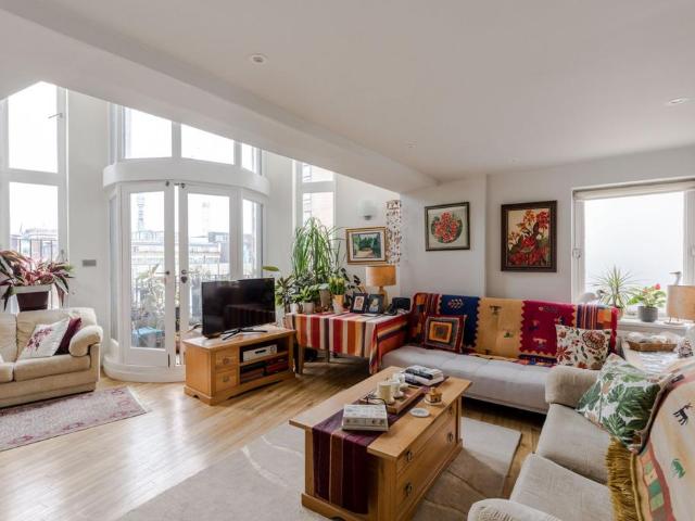2 bedroom penthouse for sale