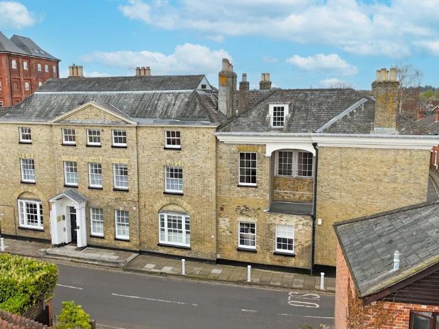 2 bedroom penthouse for sale