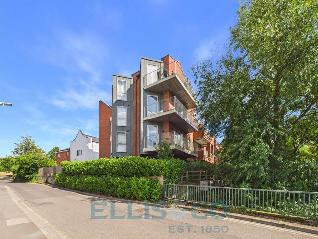 2 bedroom penthouse for sale